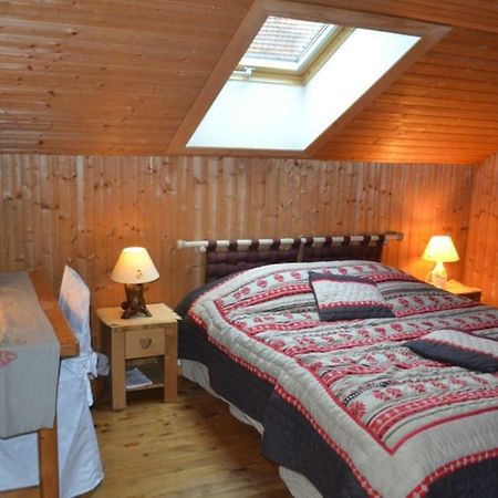 Chambre D'Hotes "Le Moulin" Thones Exterior photo