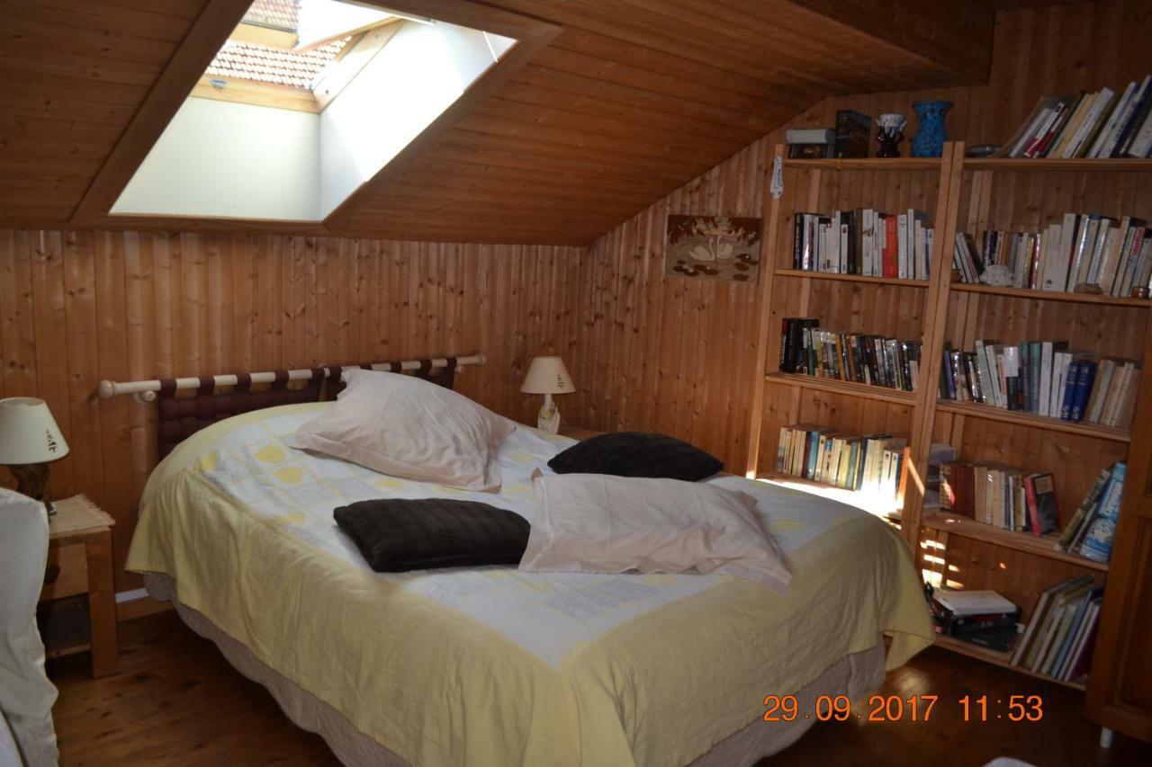 Chambre D'Hotes "Le Moulin" Thones Exterior photo